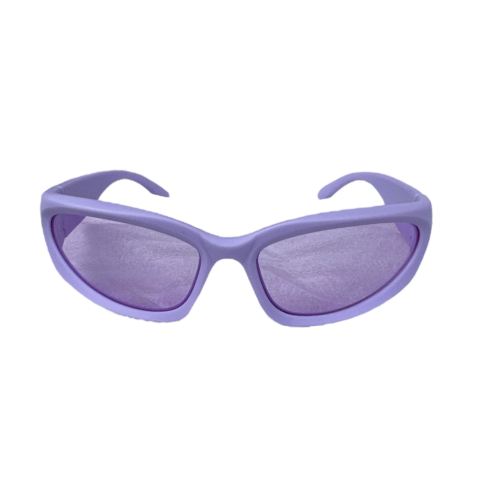Retro 90βs Sport Sunglasses in Violet
