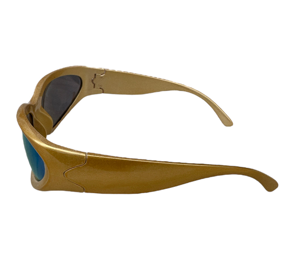 Retro 90βs Sport Sunglasses in Gold