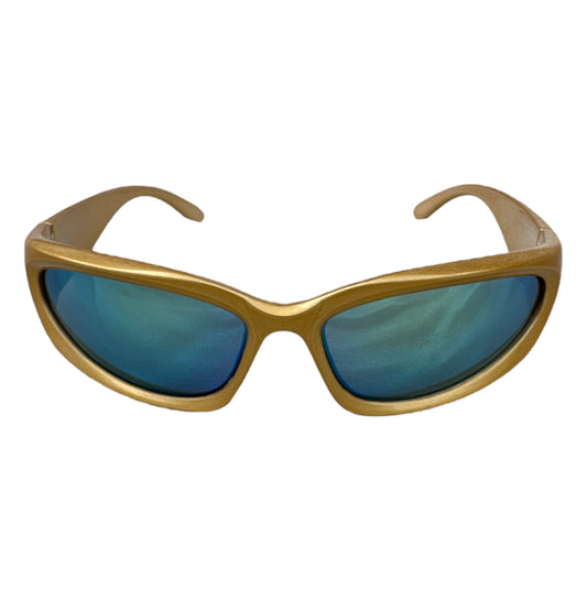 Retro 90’s Sport Sunglasses in Gold