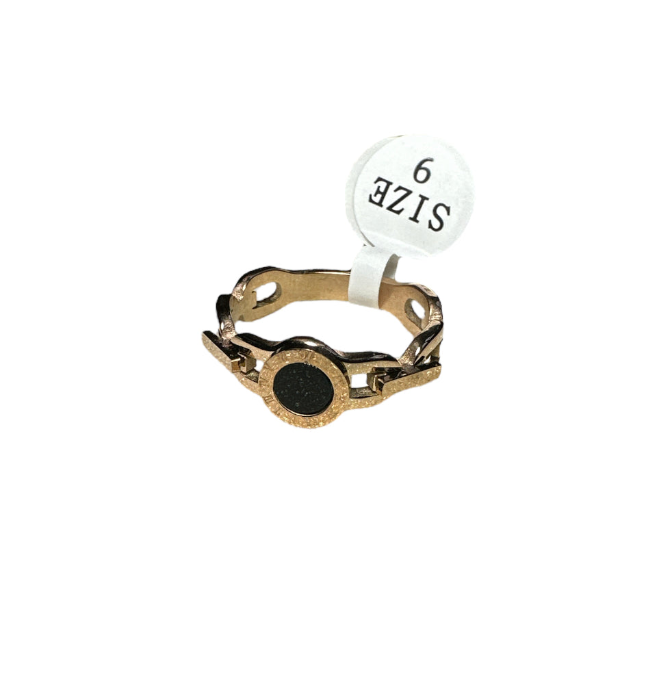 Women’s Rose Gold Ring with Roman Numerals