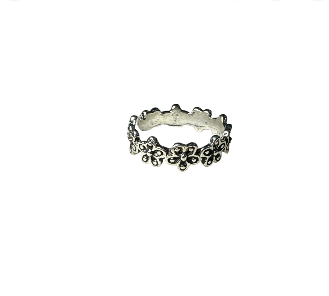 Women’s Silver Flower Ring