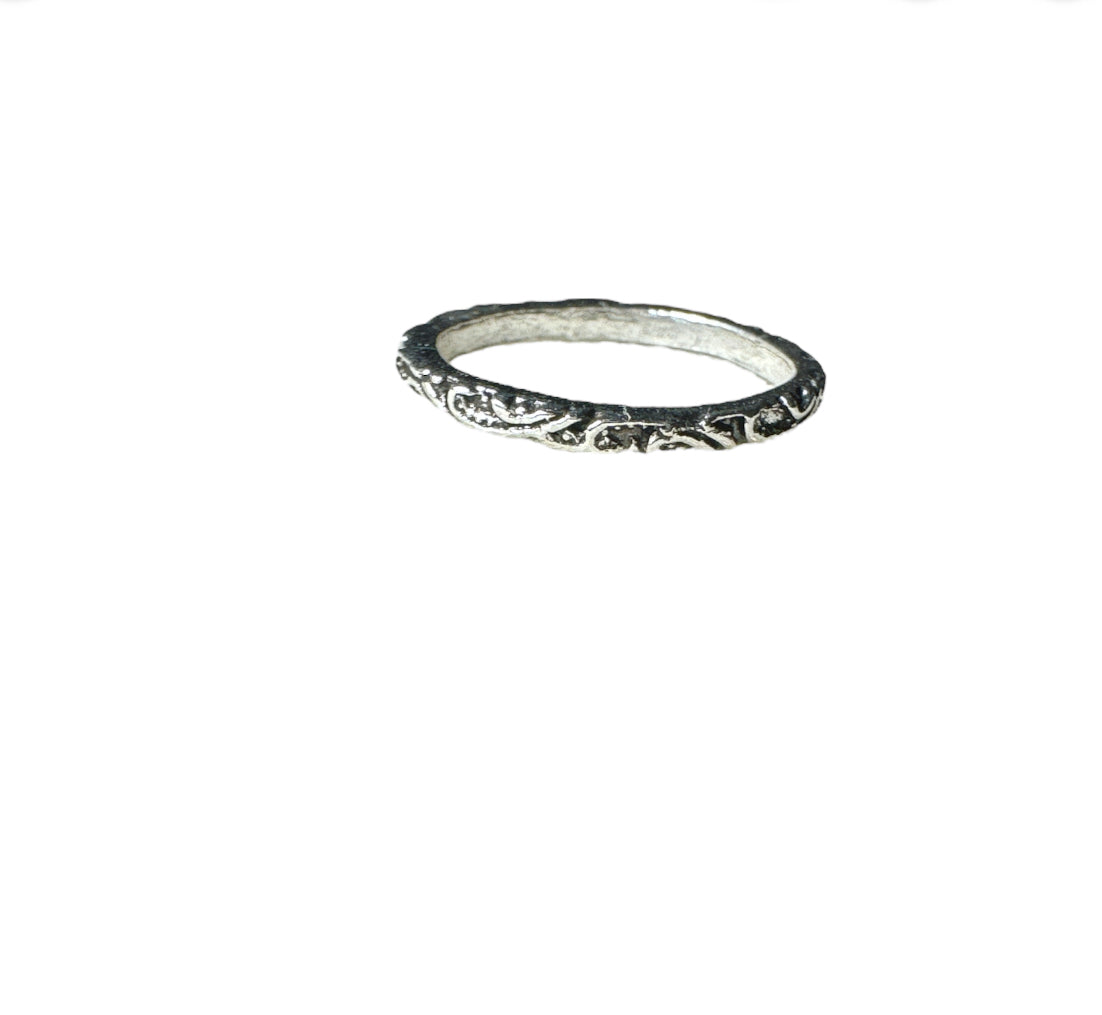 Women’s Silver Ring