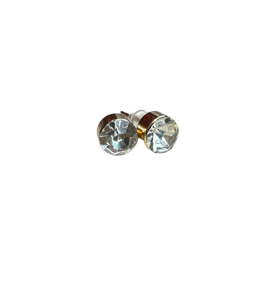 Round Crystal Ear Studs in Gold 6mm