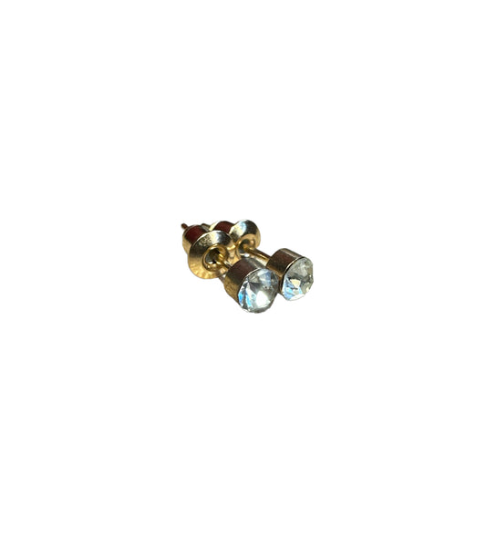 Round Crystal Ear Studs in Gold 4mm