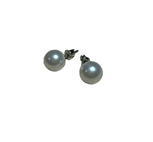 White Pearl Ear Studs 10mm