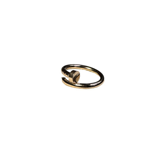 Women’s Rose Gold Ring Curved Nail